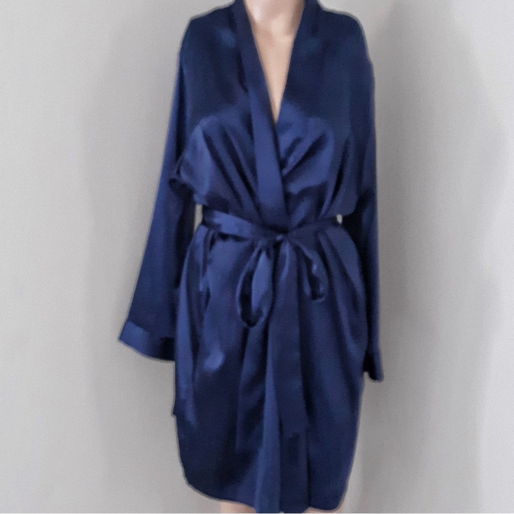 Morgan Taylor Intimates Satin Silky Belted Robe Navy